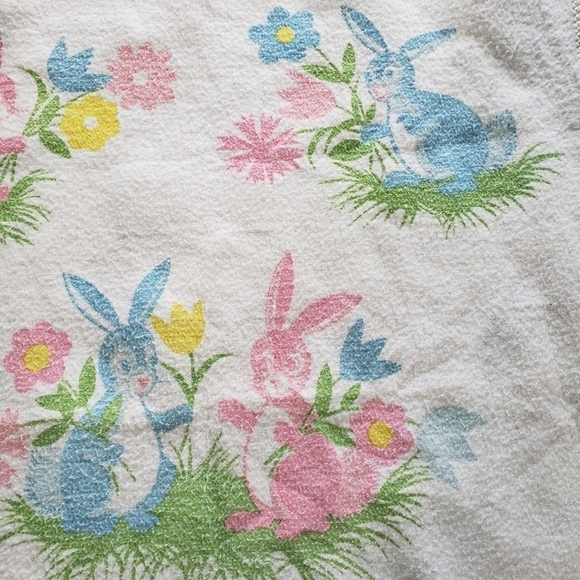 Vintage Chatham Pastel Bunny Rabbit Satin Trim Baby Blanket Fuzzy Fleece USA - Picture 4 of 8
